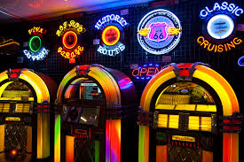 MAJUKEBOX12